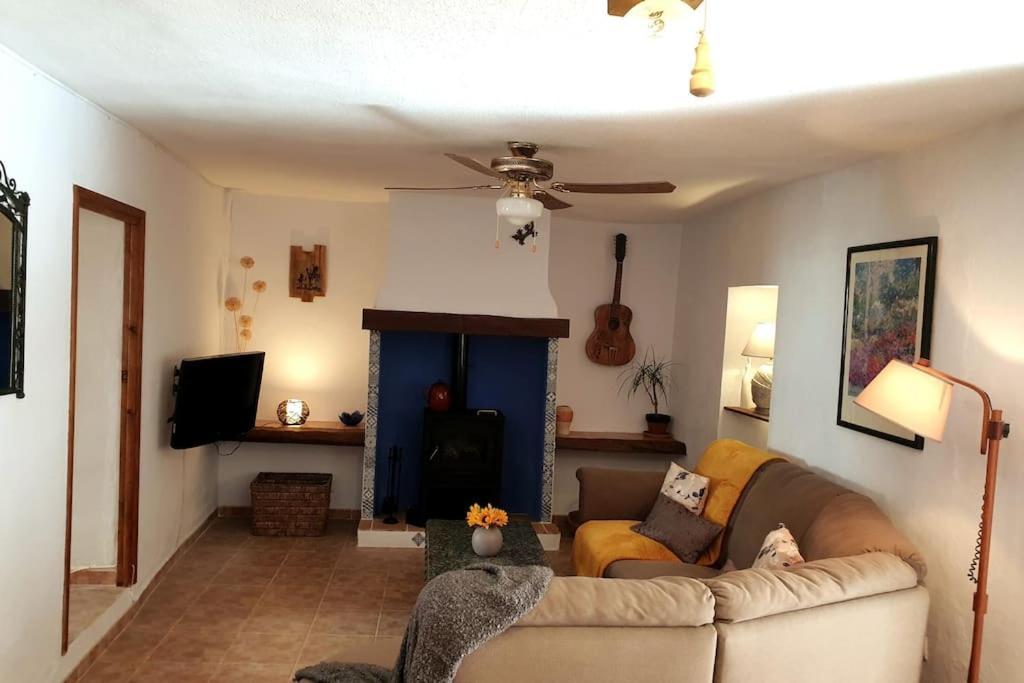 Casa Arriba Village House In Zarra المظهر الخارجي الصورة