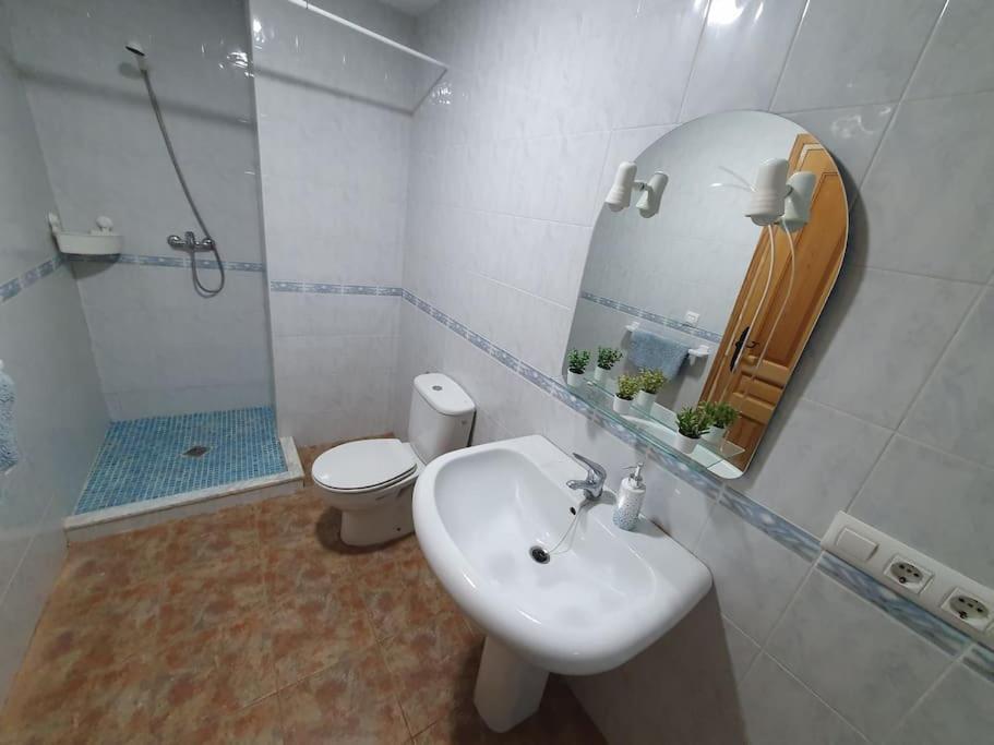 Casa Arriba Village House In Zarra المظهر الخارجي الصورة