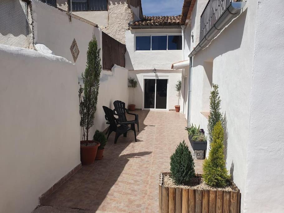 Casa Arriba Village House In Zarra المظهر الخارجي الصورة