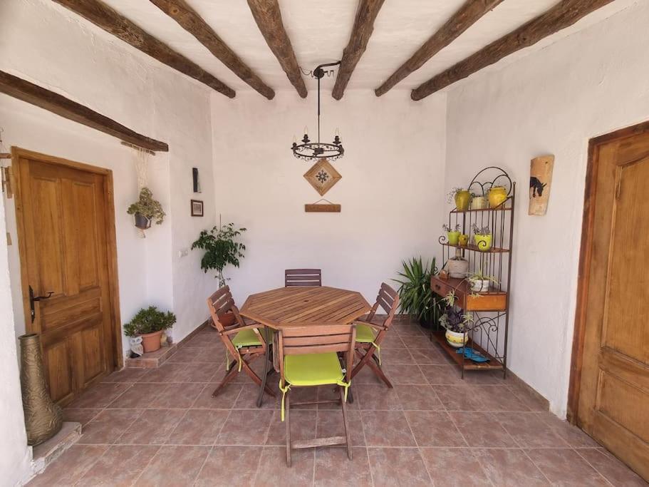Casa Arriba Village House In Zarra المظهر الخارجي الصورة