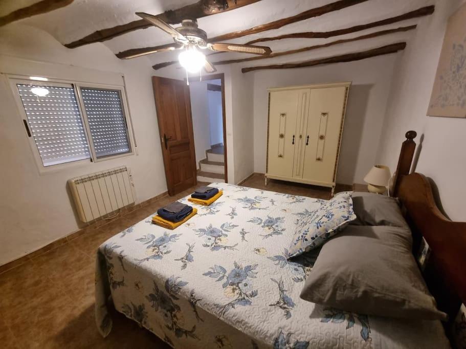 Casa Arriba Village House In Zarra المظهر الخارجي الصورة